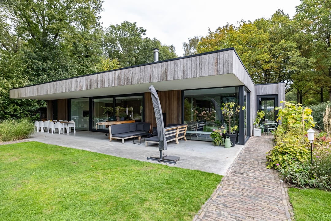 Foto 53 van Julianalaan 100