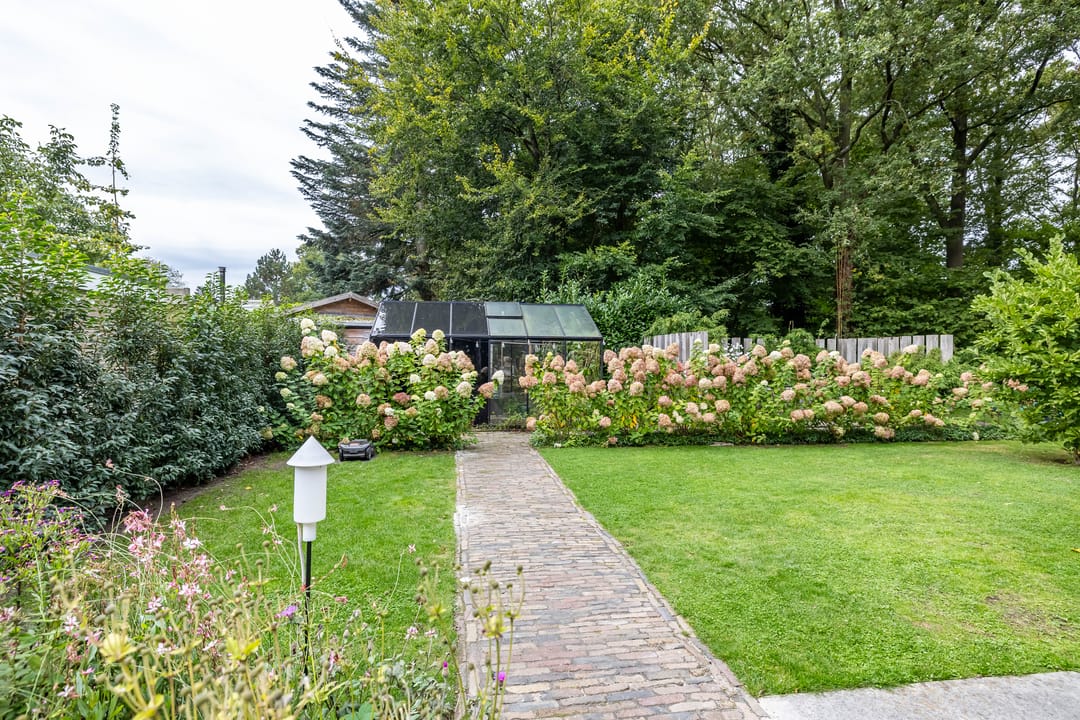 Foto 56 van Julianalaan 100