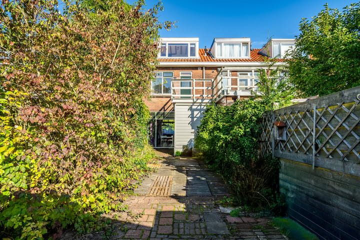 Photo 6 of Coornhertstraat 6