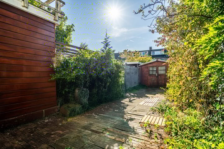 Photo 10 of Coornhertstraat 6