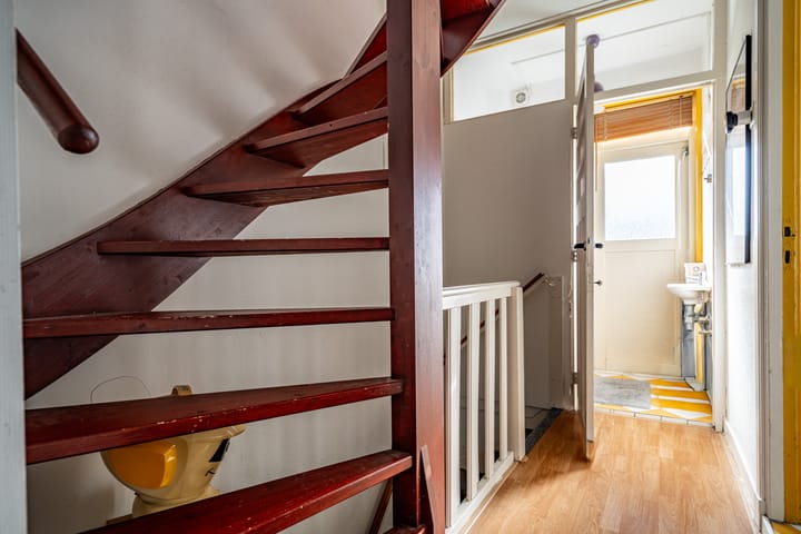 Photo 36 of Coornhertstraat 6