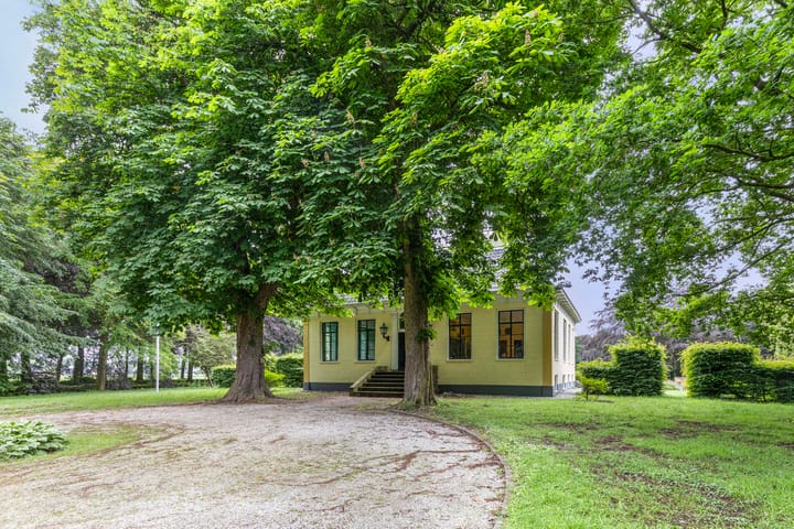 Foto 22 van Rijksweg West 65