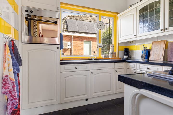 Photo 28 of Houwerdastraat 11