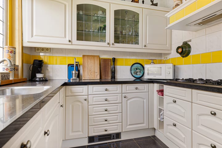 Photo 30 of Houwerdastraat 11