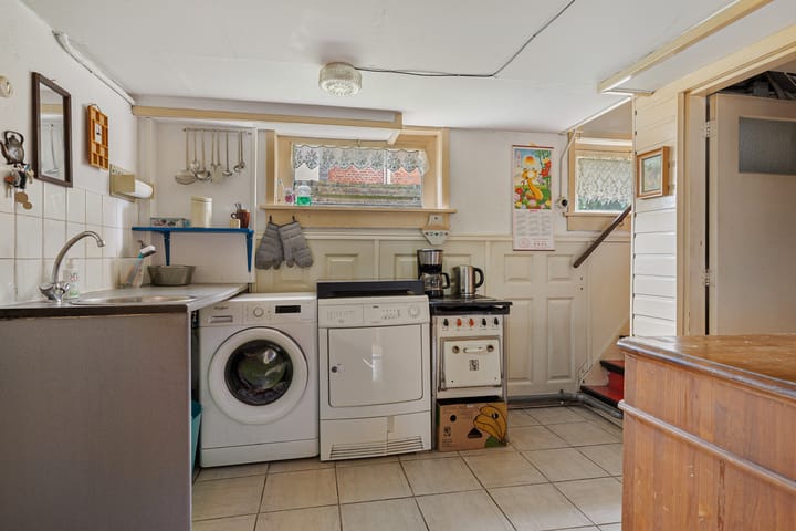 Photo 47 of Houwerdastraat 11