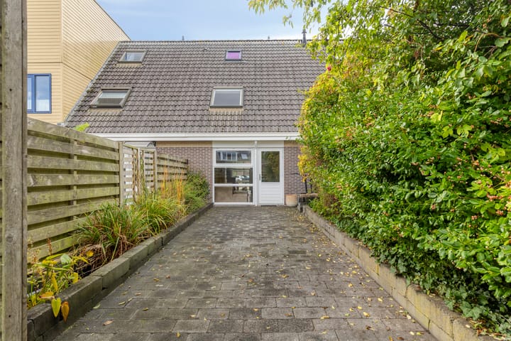 Foto 24 van Robijnstoep 16