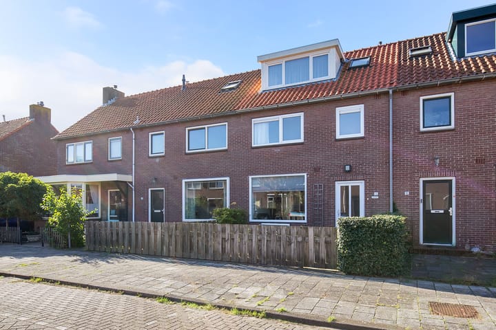 Photo 6 of Betje Wolffstraat 12