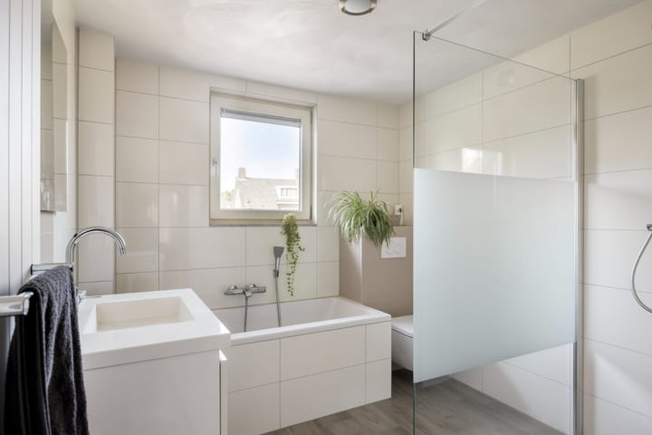 Foto 18 van Blaarthemseweg 61