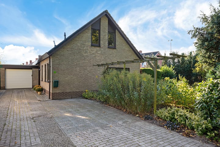 Foto 1 van Nieuweweg 1