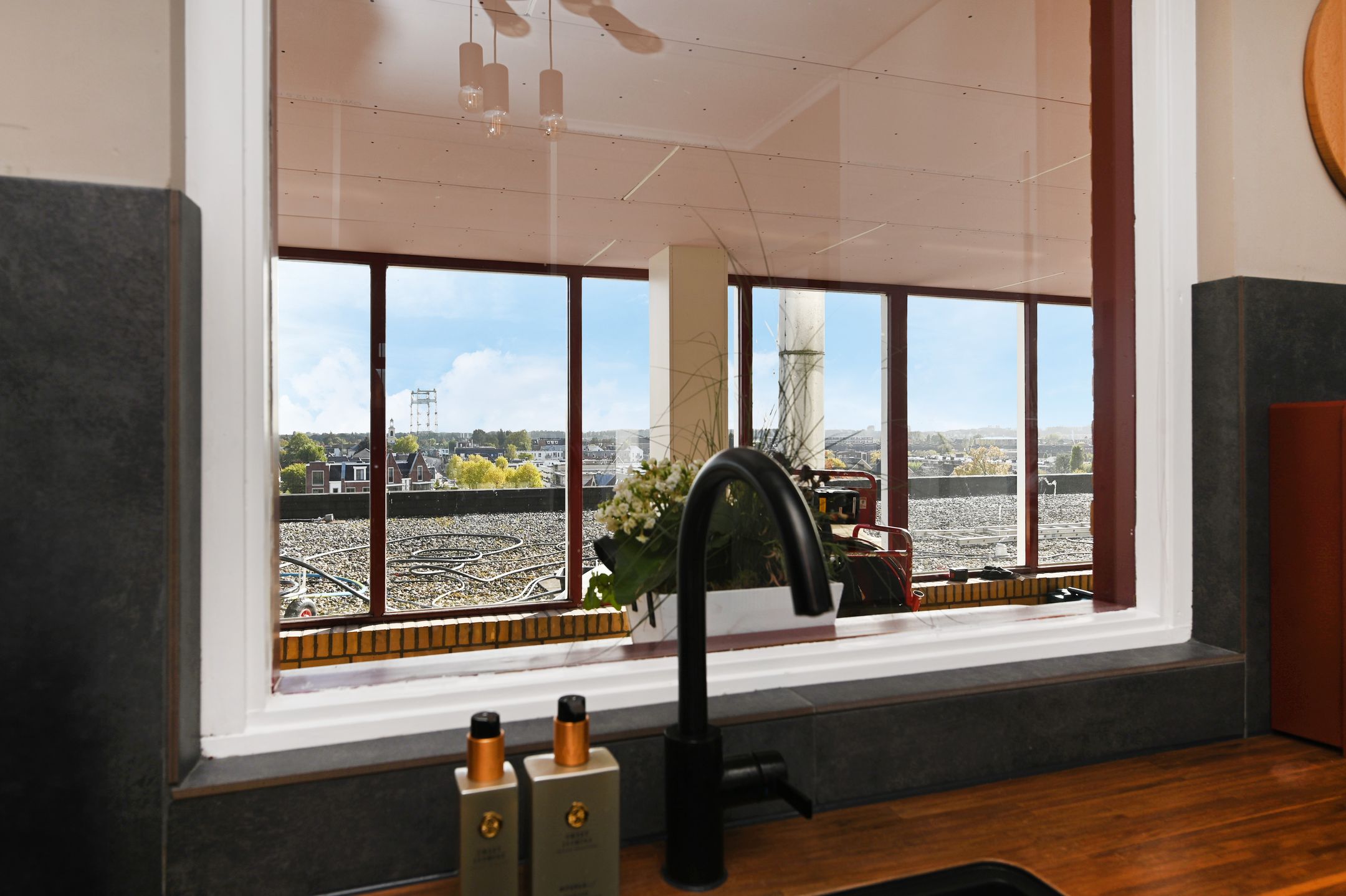 Foto 15 van Passage 202