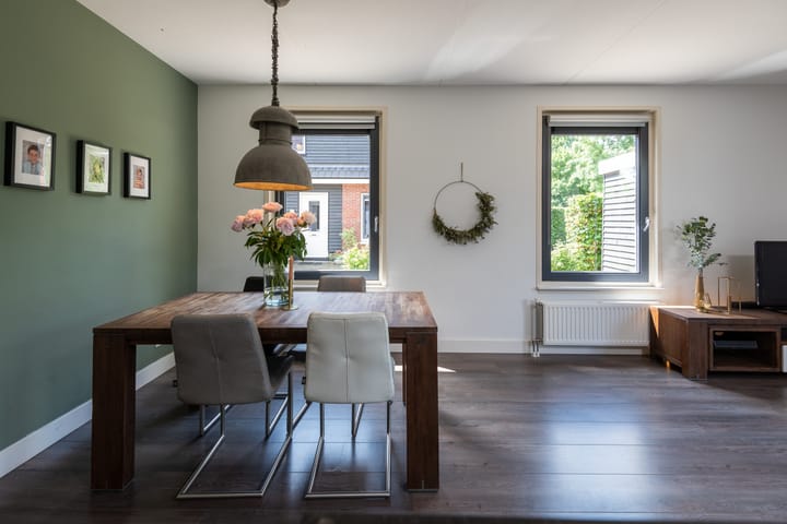 Photo 11 of Madeliefstraat 15