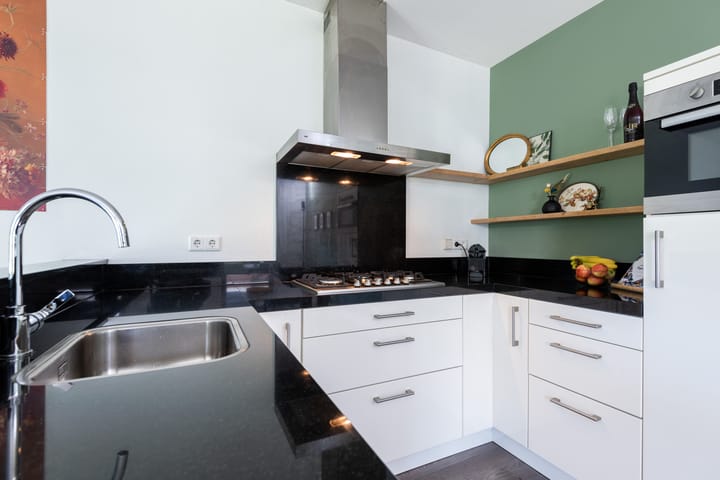 Photo 13 of Madeliefstraat 15