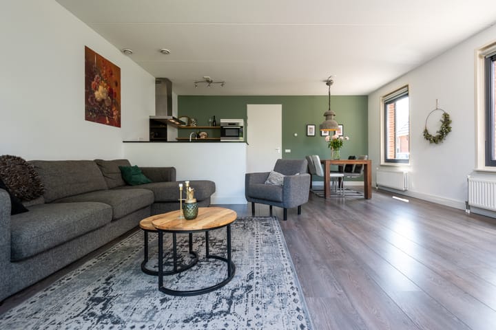 Photo 14 of Madeliefstraat 15