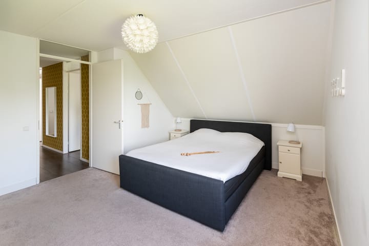 Photo 20 of Madeliefstraat 15