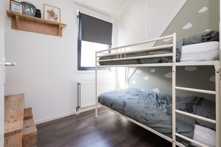 Photo 22 of Madeliefstraat 15