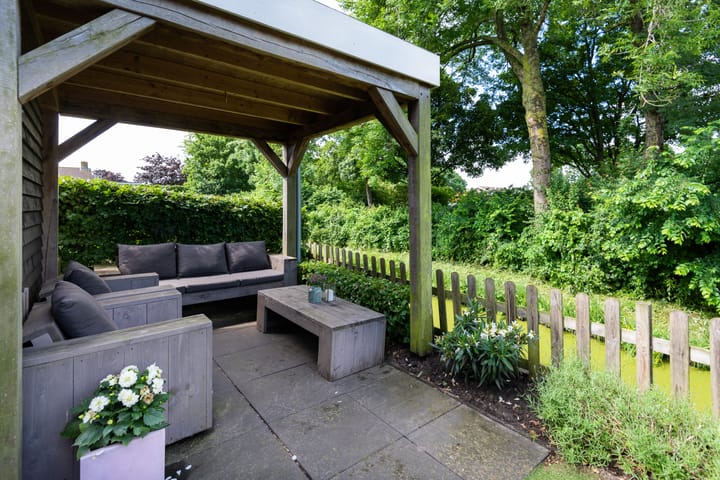 Photo 30 of Madeliefstraat 15