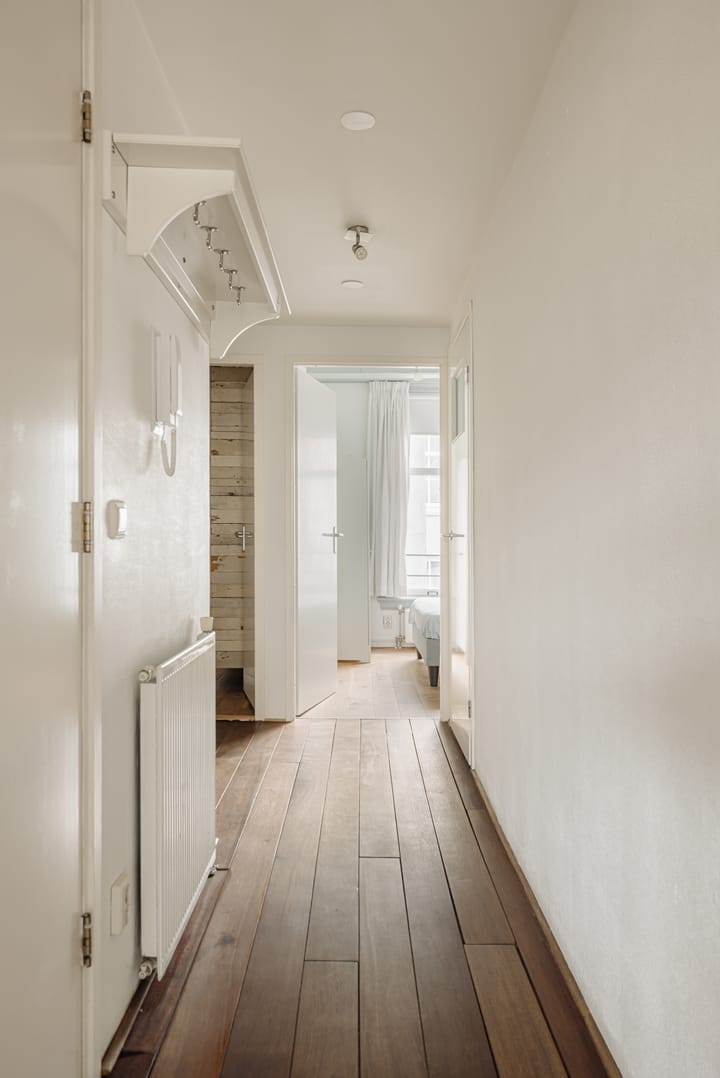 Photo 13 of Haarlemmer Houttuinen 5-C