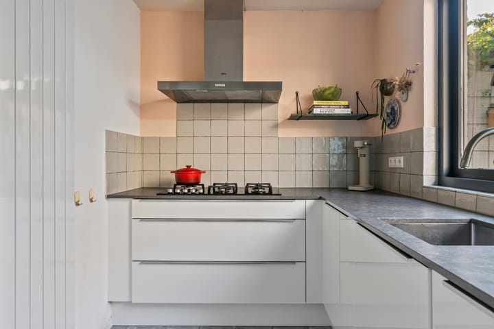 Foto 9 van Esdoornstraat 15