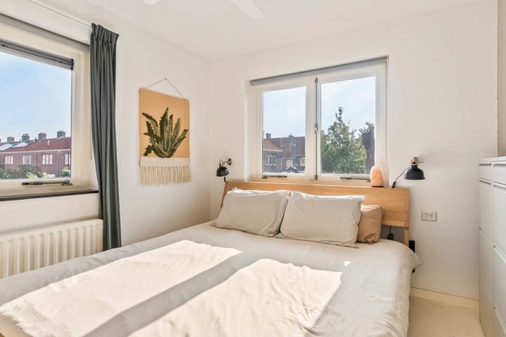 Foto 13 van Esdoornstraat 15