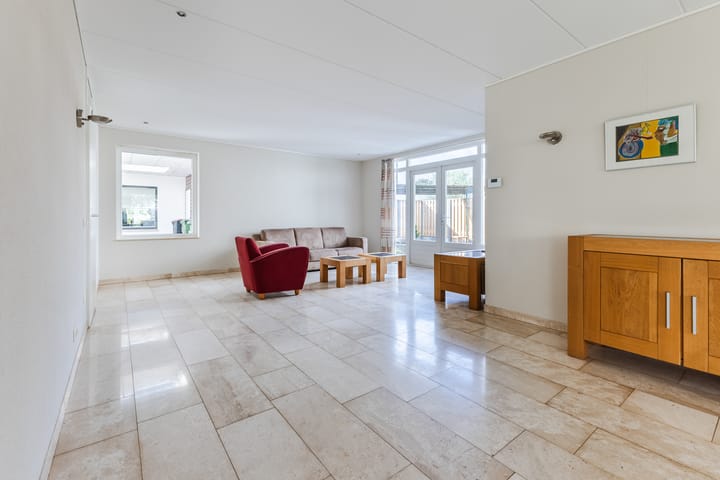 Foto 8 van Rozelaar 16