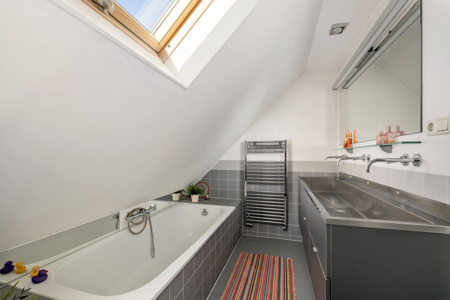 Foto 44 van Rozenburglaan 17