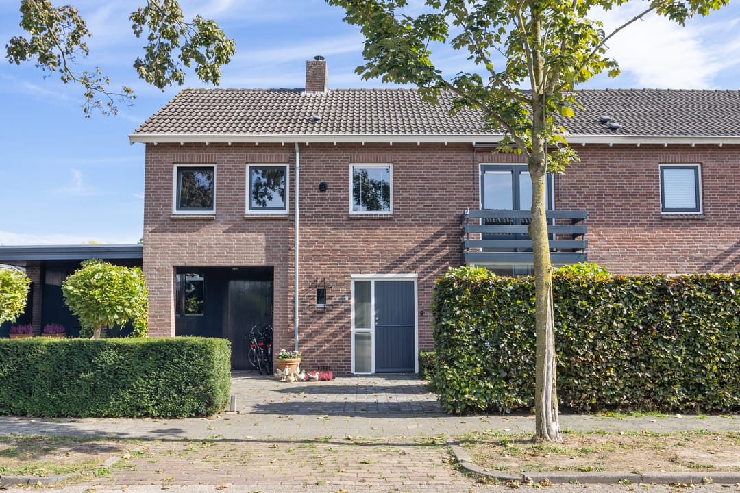 Photo 1 of Bredestraat 12