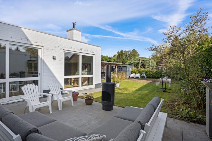 Photo 3 of Bredestraat 12