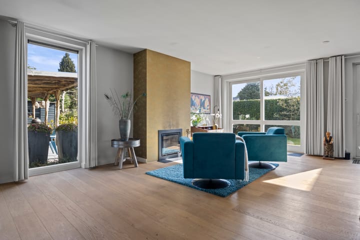 Photo 22 of Bredestraat 12