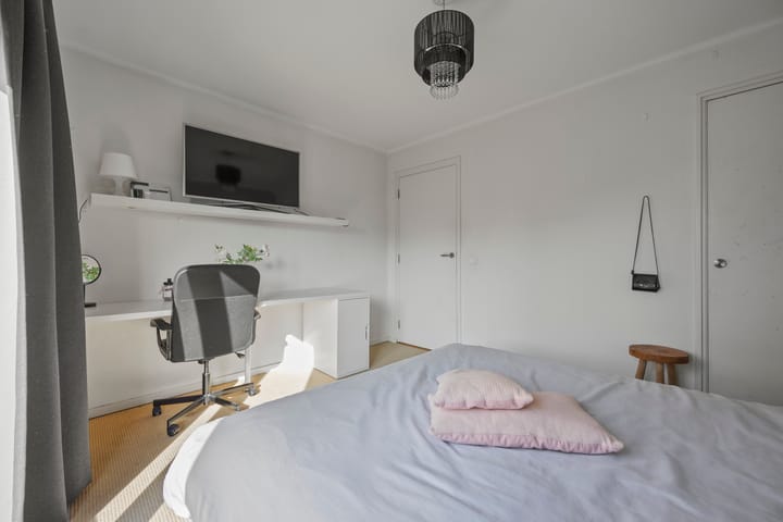 Photo 39 of Bredestraat 12