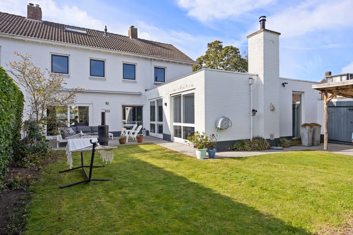 Photo 45 of Bredestraat 12