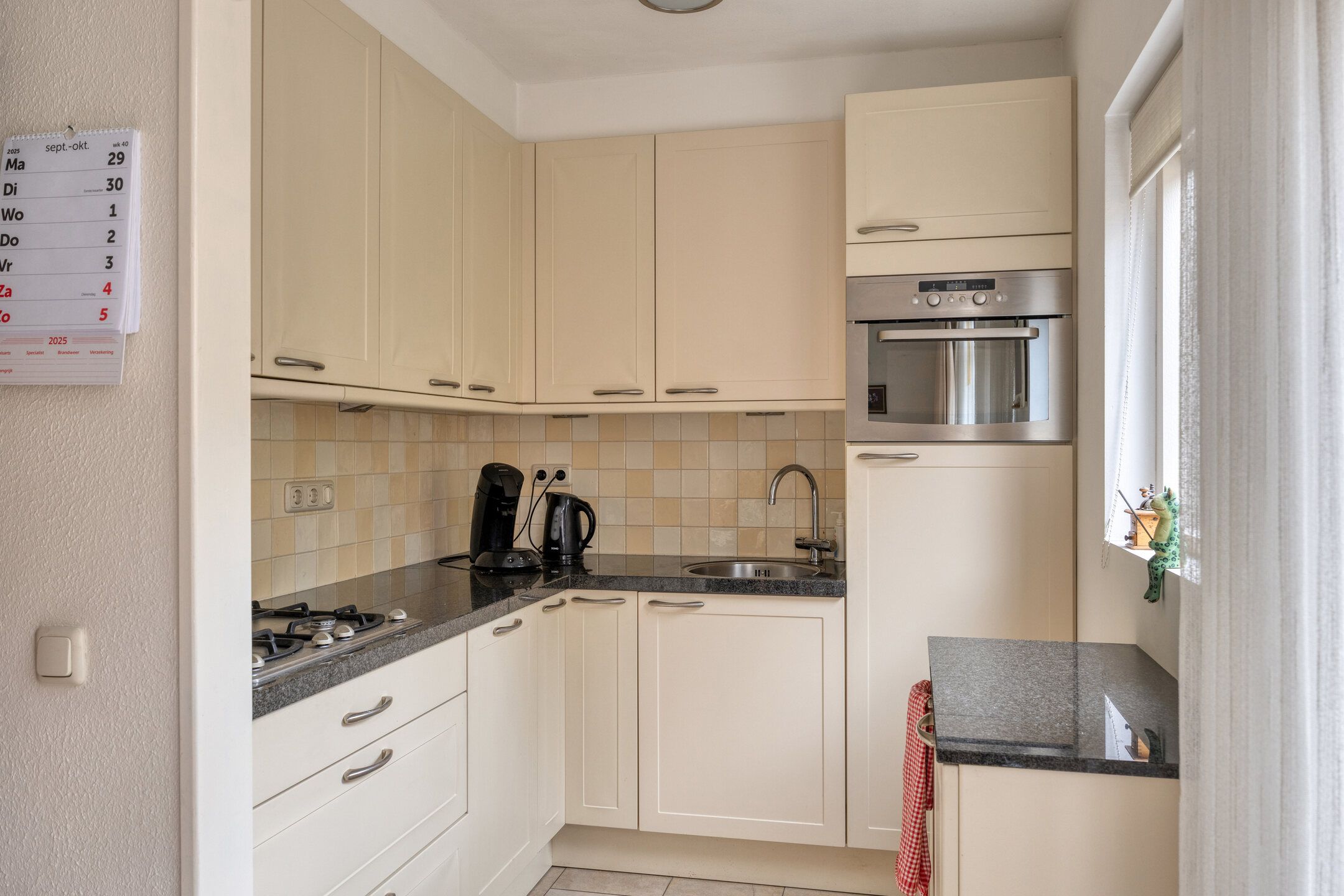 Photo 3 of Eikenwal 132