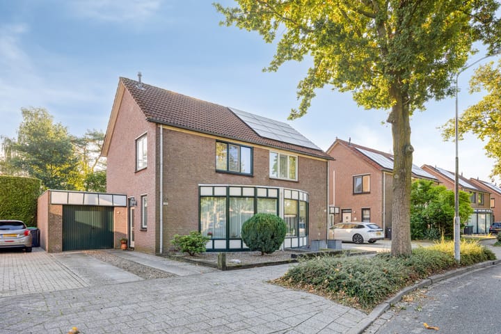 Photo 5 of Eikenwal 132