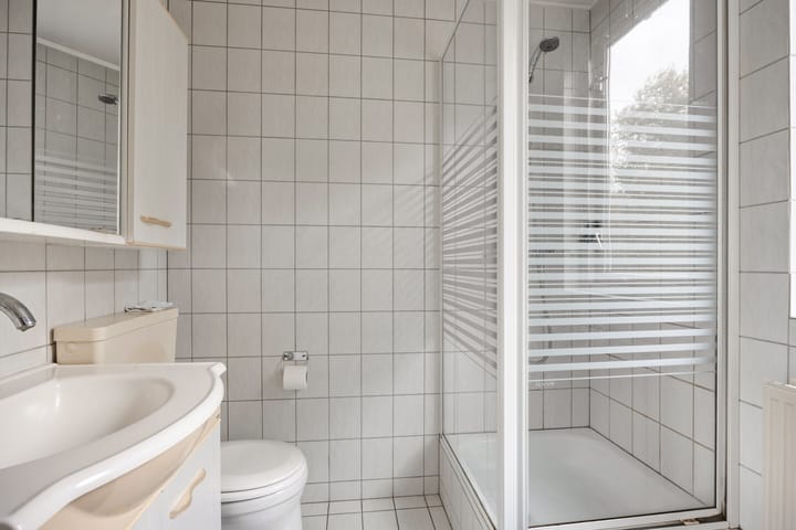 Photo 17 of Eikenwal 132