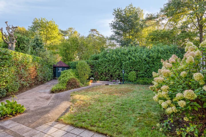 Photo 27 of Eikenwal 132