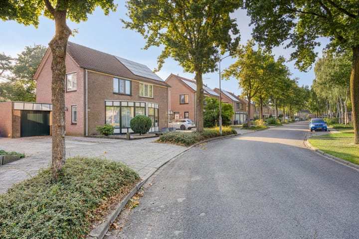 Photo 30 of Eikenwal 132