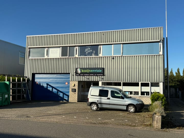 Atoomweg 10, Hoorn (NH)