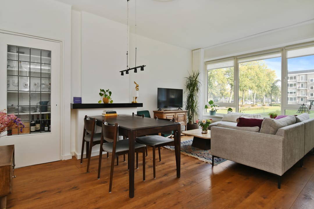 Photo 8 of Karel de Grotelaan 275