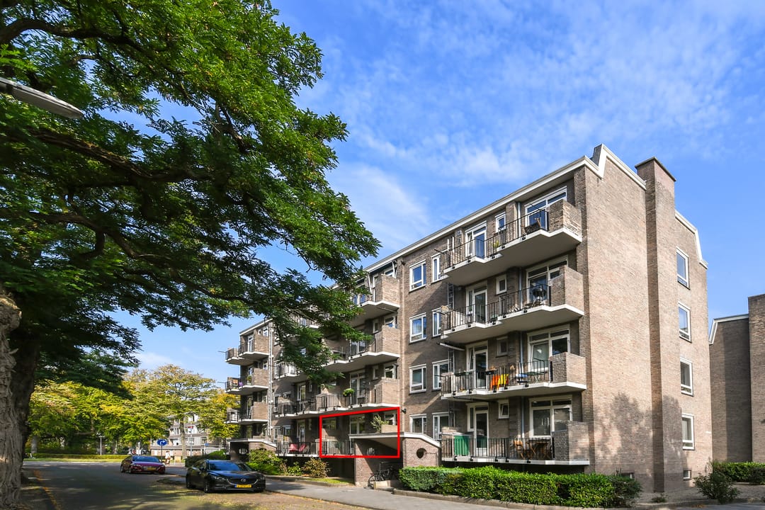 Photo 22 of Karel de Grotelaan 275