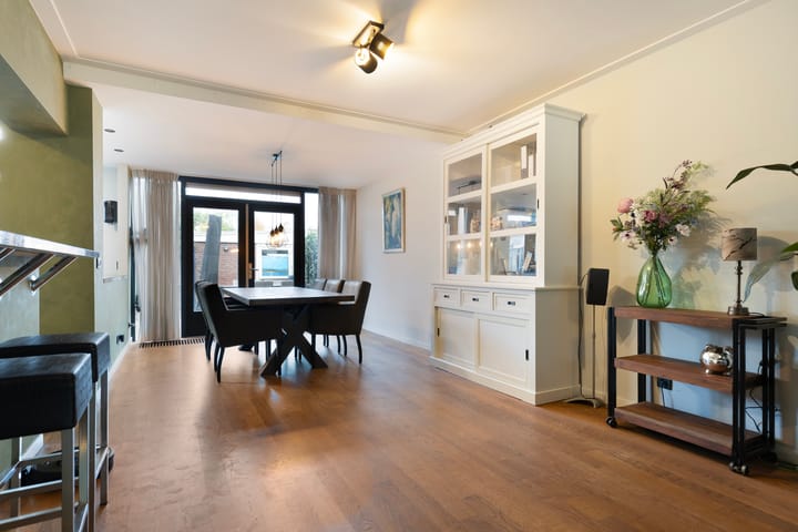 Foto 10 van Willibrorduslaan 47