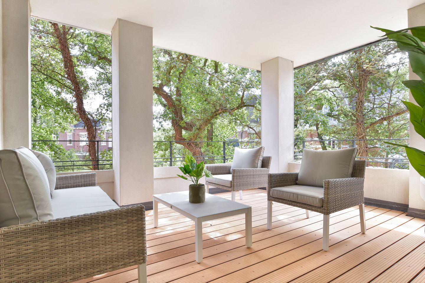 Foto 10 van Van Stolkweg 14-B1