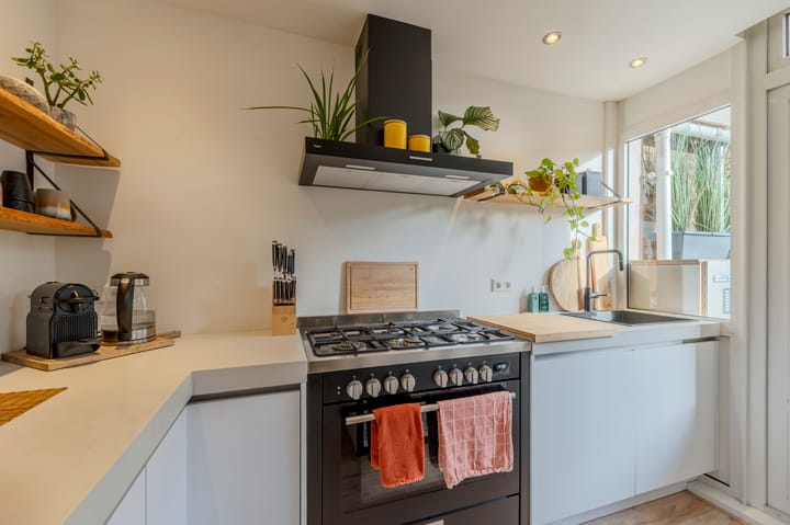 Foto 11 van van der Ploegstraat 8