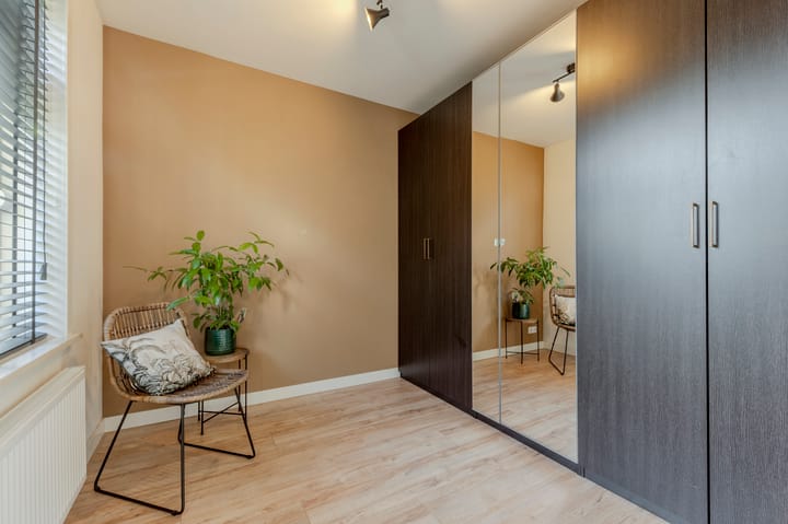 Foto 15 van van der Ploegstraat 8