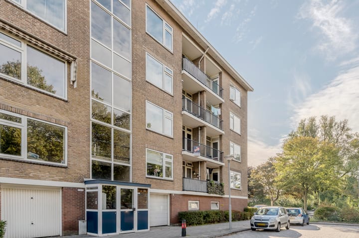 Foto 30 van van der Ploegstraat 8