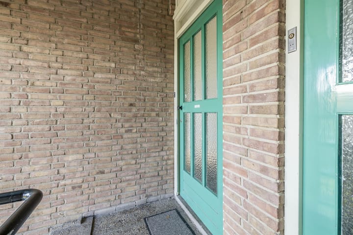 Photo 14 of Raadhuislaan 142