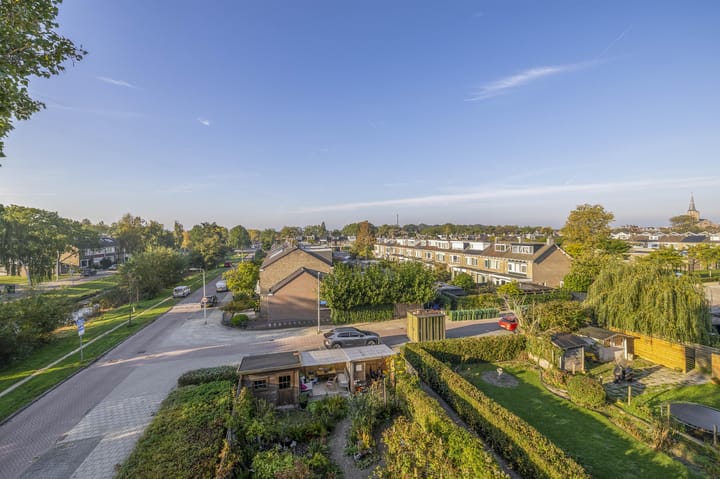 Photo 29 of Raadhuislaan 142