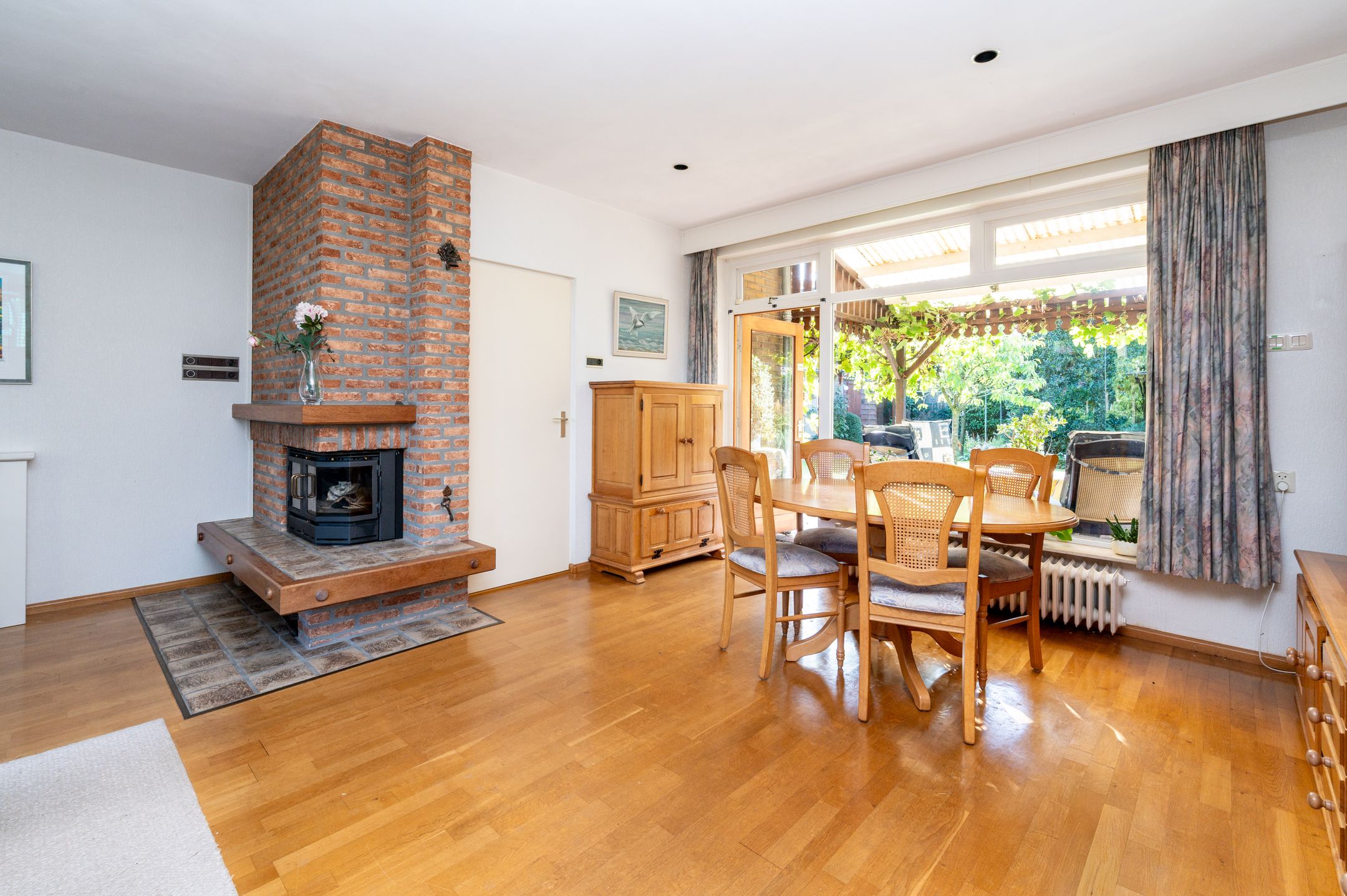 Foto 9 van Hoenderloseweg 15