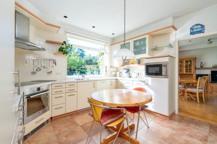 Photo 12 of Hoenderloseweg 15