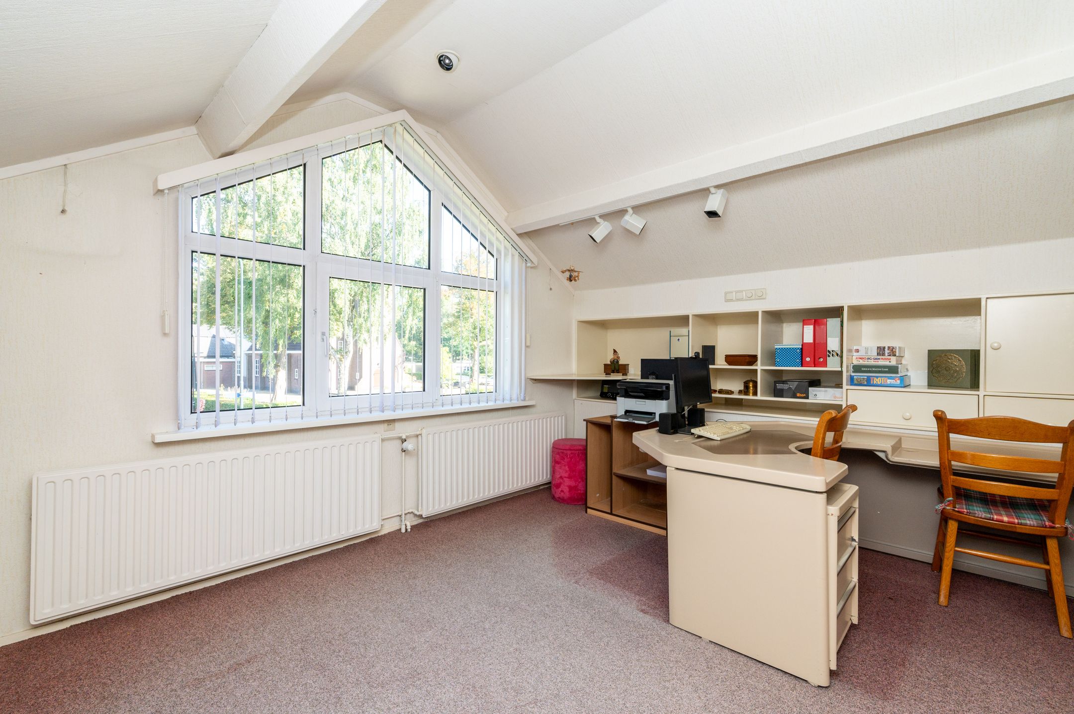 Foto 18 van Hoenderloseweg 15