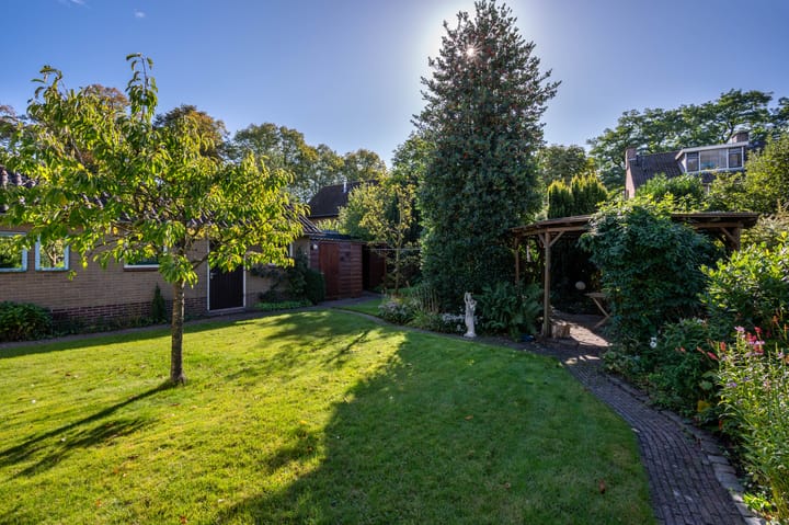 Photo 31 of Hoenderloseweg 15