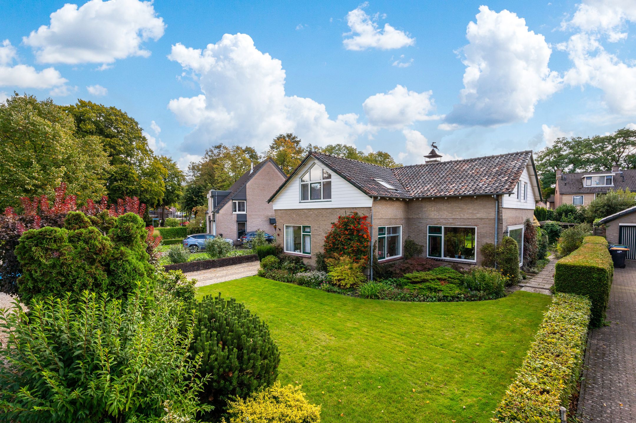 Foto 33 van Hoenderloseweg 15